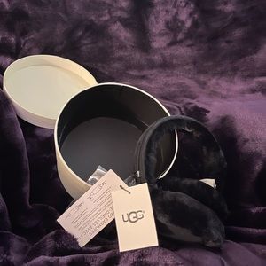 UGG Australia Wired Earmuffs Black NIB! NWT